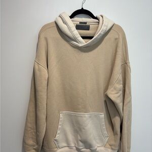 Abercrombie & Fitch Tan and Cream Pullover
